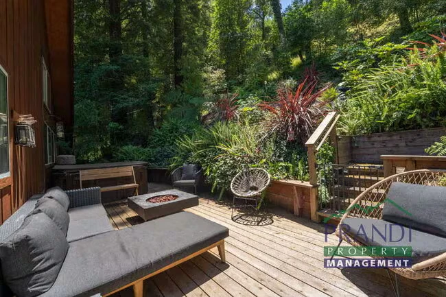 57 Fremont Rd San Rafael, CA 94901 photo 5