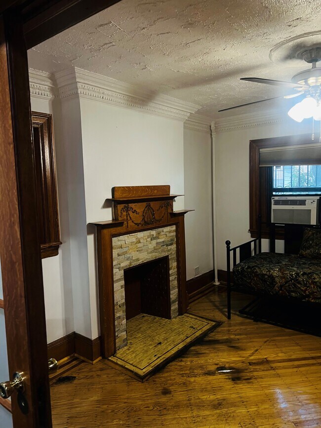 219 W 139th St New York, NY 10030 photo 4