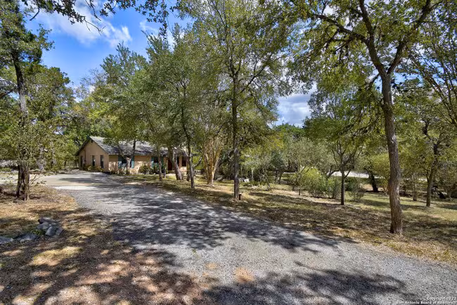 3691 Menger Dr San Antonio, TX 78259 photo 3