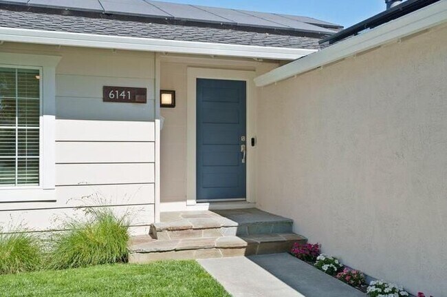 6141 Geronimo Dr San Jose, CA 95123 photo 3