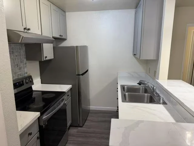 359 Half Moon Ln Daly City, CA 94015 photo 5