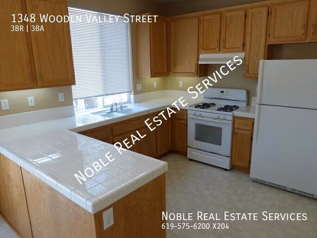 1348 Wooden Valley St Chula Vista, CA 91913 photo 3