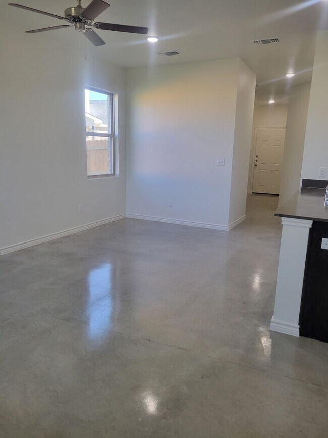 2325 Zanoletti Ct Temple, TX 76504 photo 4
