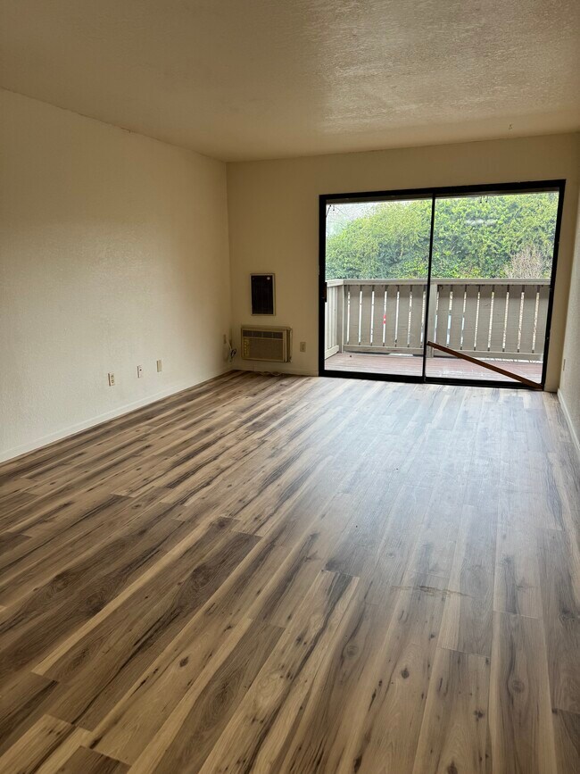 100 Kinross Dr Walnut Creek, CA 94598