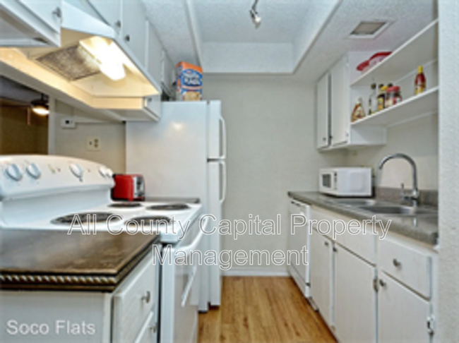 4501 Witham Ln Austin, TX 78745 photo 5