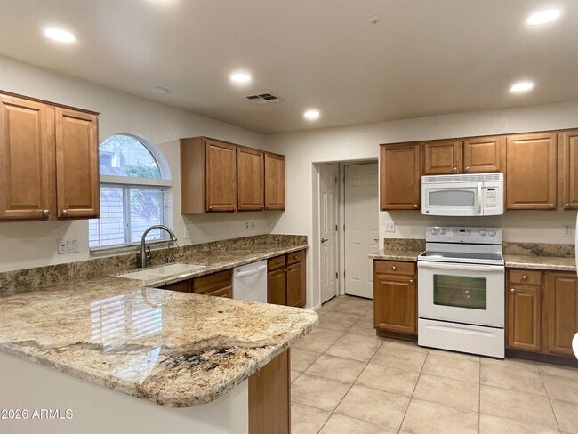 7650 E WILLIAMS Drive photo 5