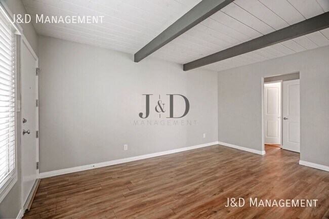 4154 Udall St San Diego, CA 92107 photo 3
