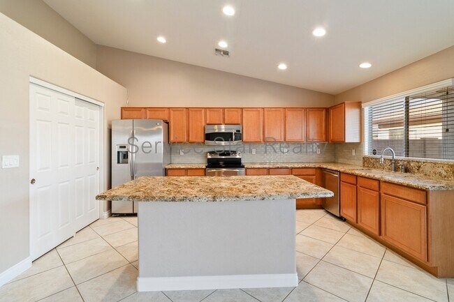 14513 N 152nd Ln photo 5