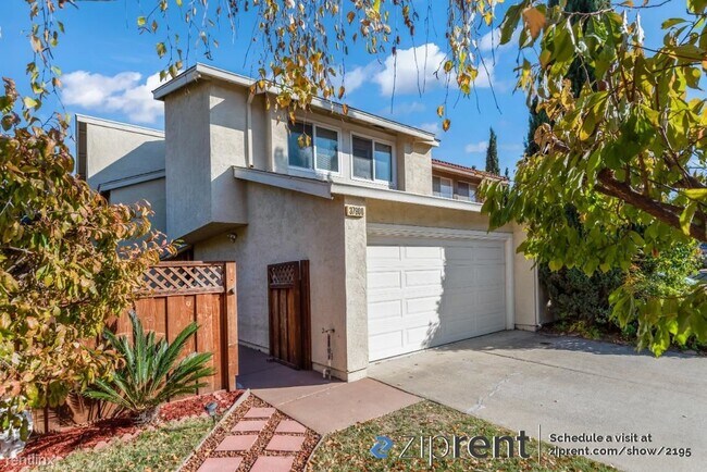 37900 Essanay Place, Fremont, CA 94536 photo 2