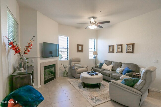 7027 N Scottsdale Rd Paradise Valley, AZ 85253 photo 5