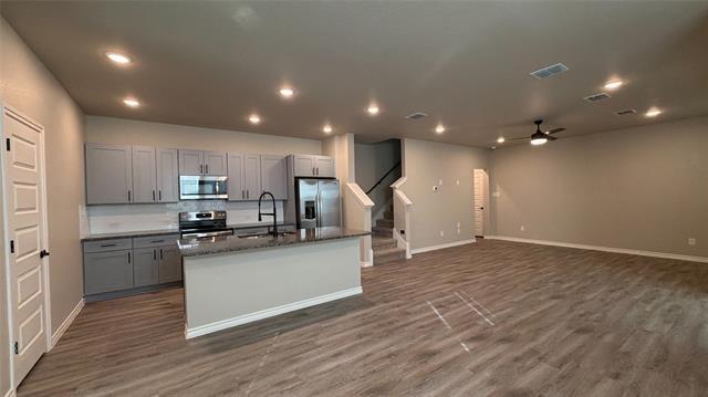 725 Vine St Argyle, TX 76226 photo 2