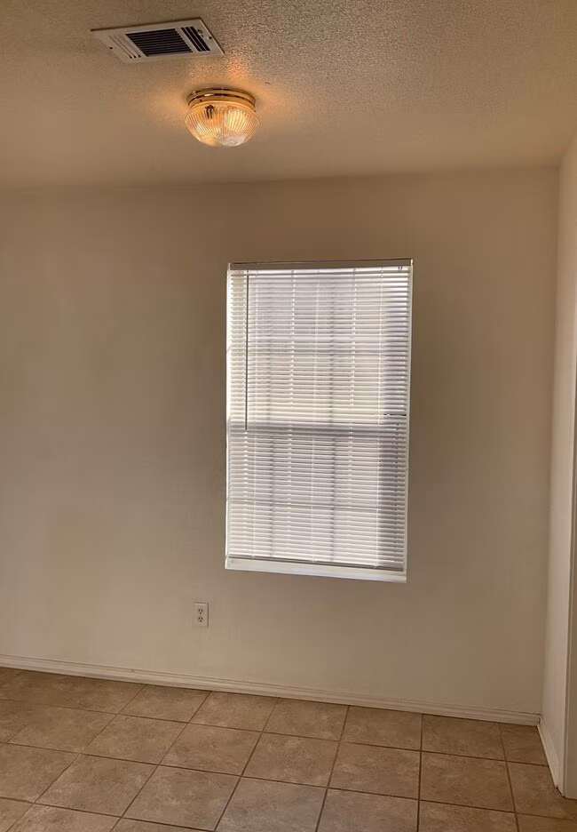 4601 Hudson Dr Killeen, TX 76549 photo 5