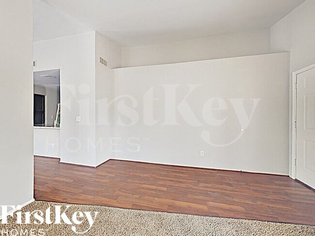 3167 W Foothill Dr Phoenix, AZ 85027 photo 5