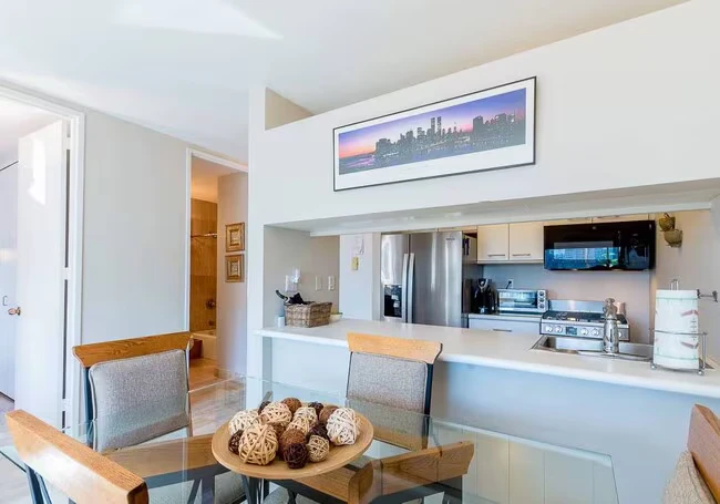 1567 2nd Ave New York, NY 10028 photo 4