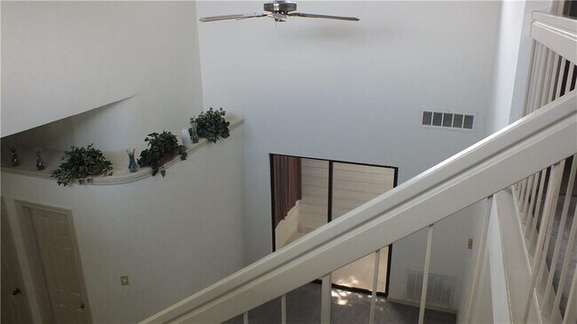 2401 Brooke Court, Carrollton, TX 75006 photo 5