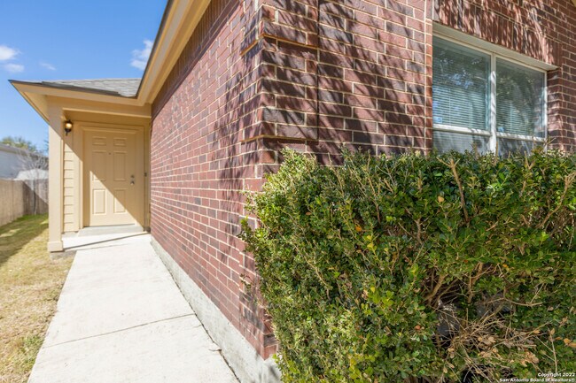 10607 Terrace Crest San Antonio, TX 78223 photo 3