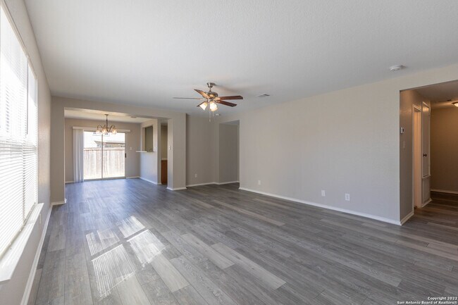 10607 Terrace Crest San Antonio, TX 78223 photo 5