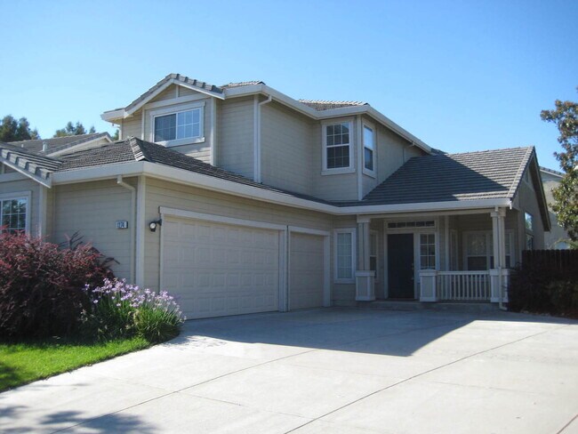 Gorgeous 4 Bedroom, 3 Bath in Brentwood photo 2