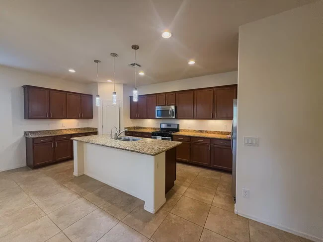 21005 E Pecan Ln Queen Creek, AZ 85142 photo 5