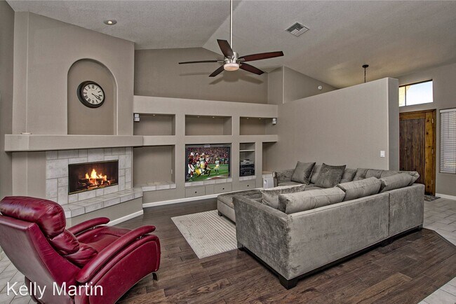 4548 W Mariposa Grande Ln Glendale, AZ 85310 photo 3