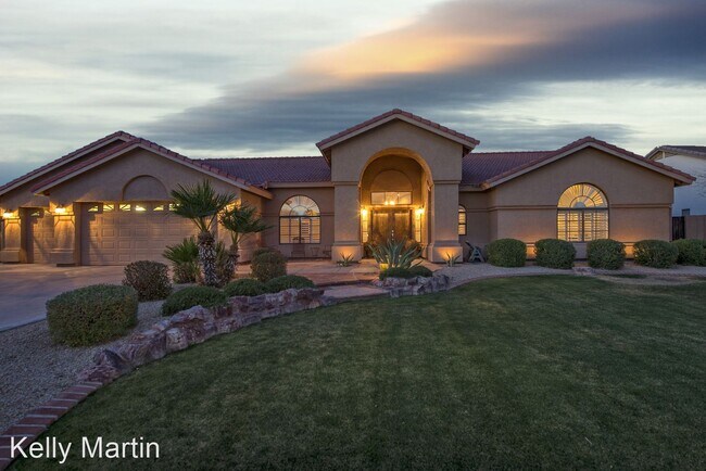 4548 W Mariposa Grande Ln Glendale, AZ 85310 photo 2