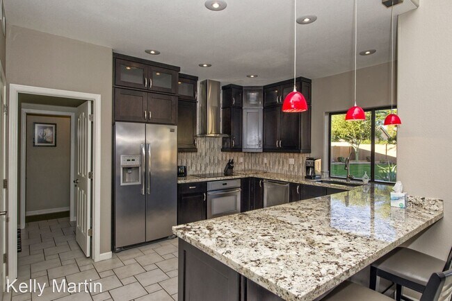 4548 W Mariposa Grande Ln Glendale, AZ 85310 photo 5