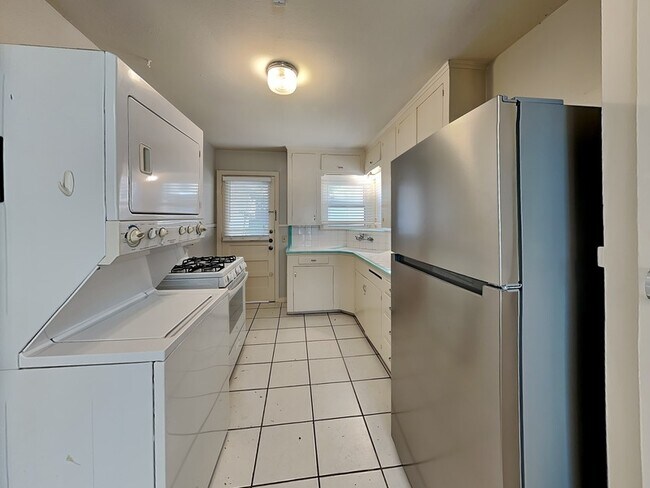 3222 Cockrell Ave Fort Worth, TX 76109 photo 5