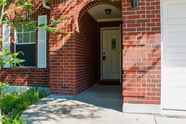 1906 Trafalger Cove Cedar Park, TX 78613 photo 3