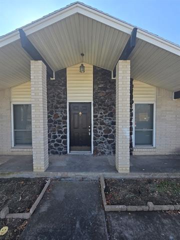 7808 Emerald Hills Way North Richland Hills, TX 76180 photo 2
