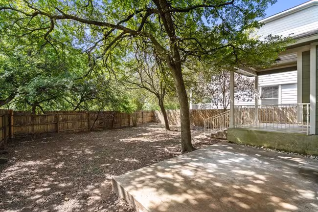 8507 Dulcet Dr Austin, TX 78745 photo 3