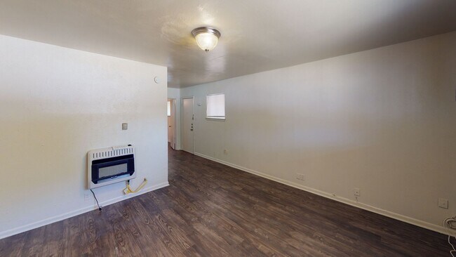 903 S Welch St Denton, TX 76201 photo 3