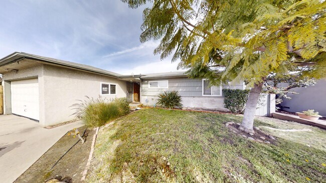 4985 Curry Dr San Diego, CA 92115 photo 3