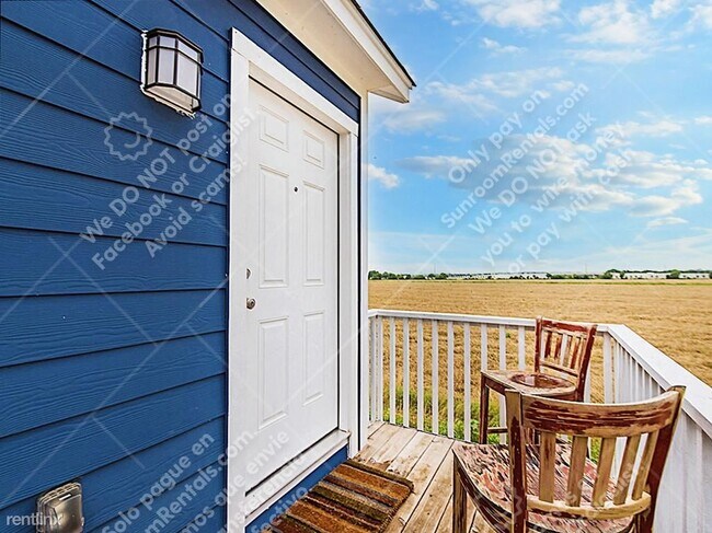 333 Newberry Tr San Marcos, TX 78666 photo 2