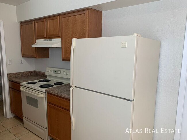 128 W Inglewood St Mesa, AZ 85201 photo 5