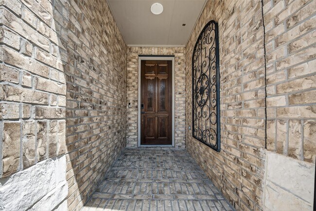 18102 Humber River Lane, Houston, TX 77044 photo 5