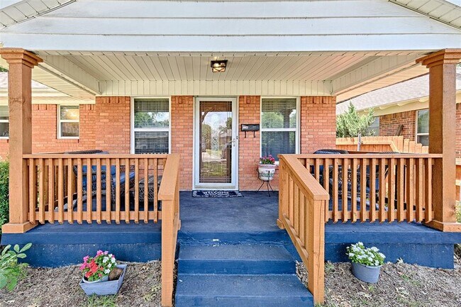 3042 Newcastle Drive, Dallas, TX 75220 photo 5