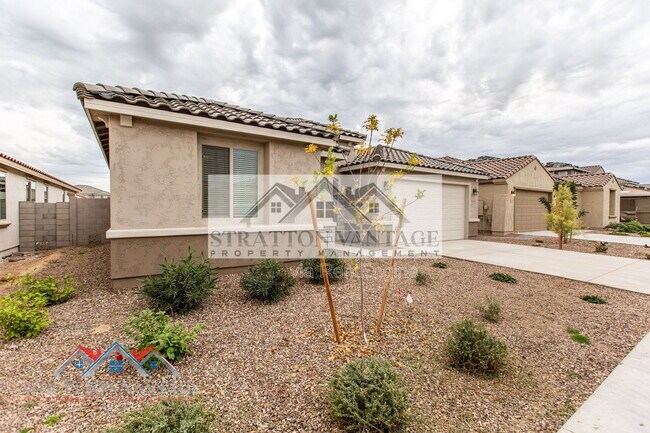17645 W Palo Verde Dr Litchfield Park, AZ 85340 photo 3