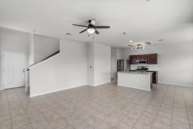 10116 Gertrudis Lp Austin, TX 78747 photo 3