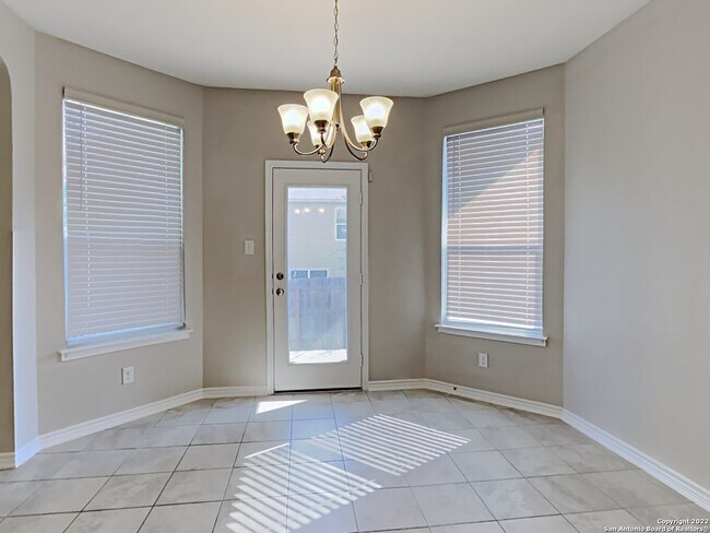 1314 Hummingbird San Antonio, TX 78245 photo 5