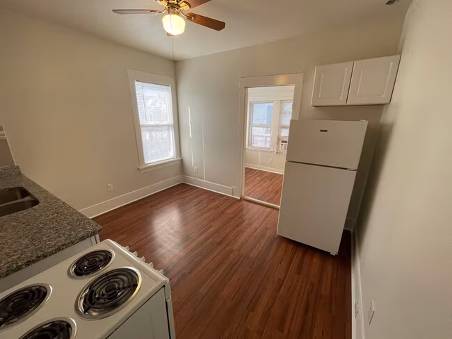 219 Paschal St San Antonio, TX 78212 photo 4