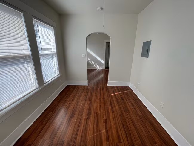 219 Paschal St San Antonio, TX 78212 photo 2