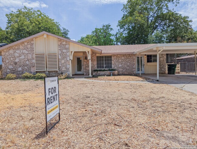 4214 Renault Dr San Antonio, TX 78218 photo 2