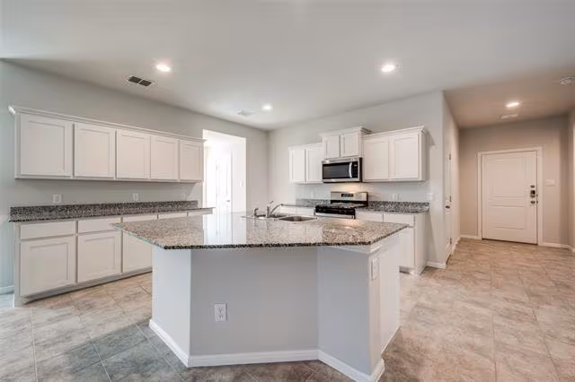 5905 Harvey Gap Lane, Argyle, TX 76226 photo 3