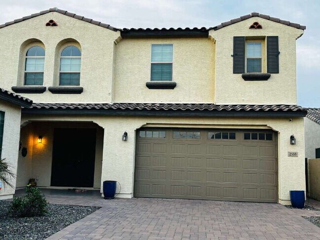 2565 E Ebony Dr Chandler, AZ 85286 photo 3