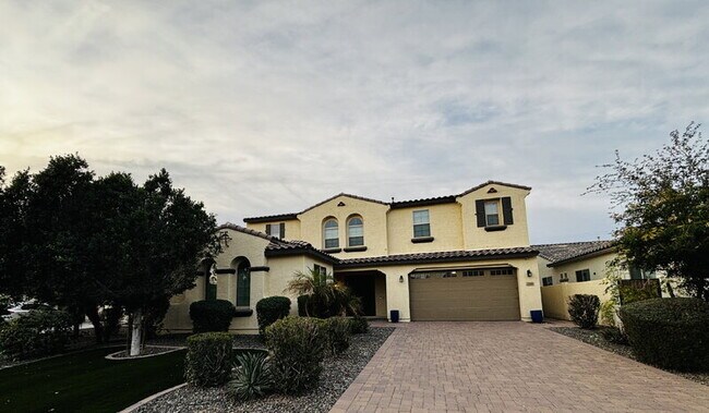 2565 E Ebony Dr Chandler, AZ 85286 photo 2