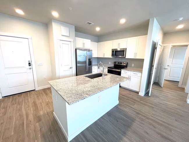295 Co Rd 138 Hutto, TX 78634 photo 5