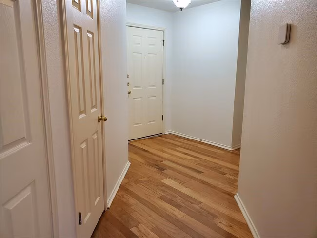 2209 Joshua Cove Round Rock, TX 78665 photo 2