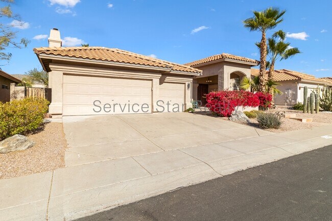 2540 E Cathedral Rock Dr photo 2