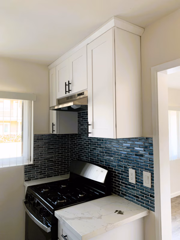 521 Park Way Chula Vista, CA 91910 photo 2