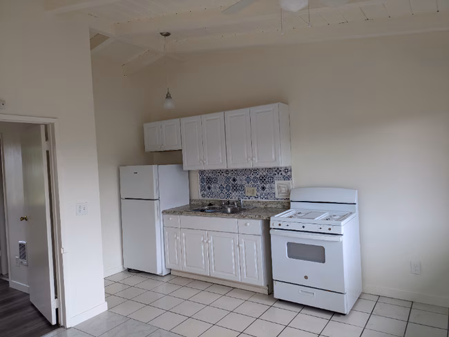 7002 Linda Vista Rd San Diego, CA 92111 photo 2